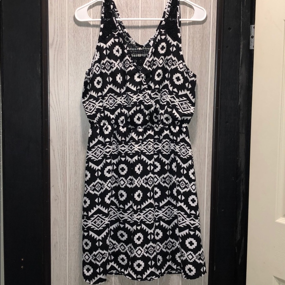 Xhilaration midi dress